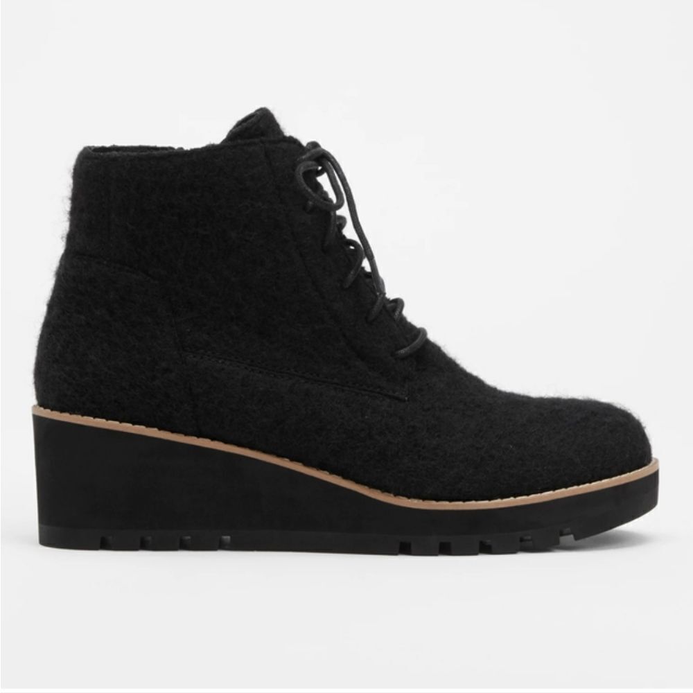 New Eileen Fisher Crew Felted Lace-Up Bootie black wool comfy wedge heel zip 5.5
